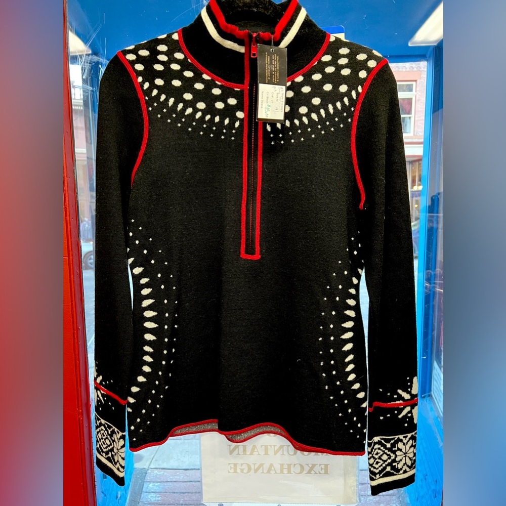 Icelandic medium New with tags